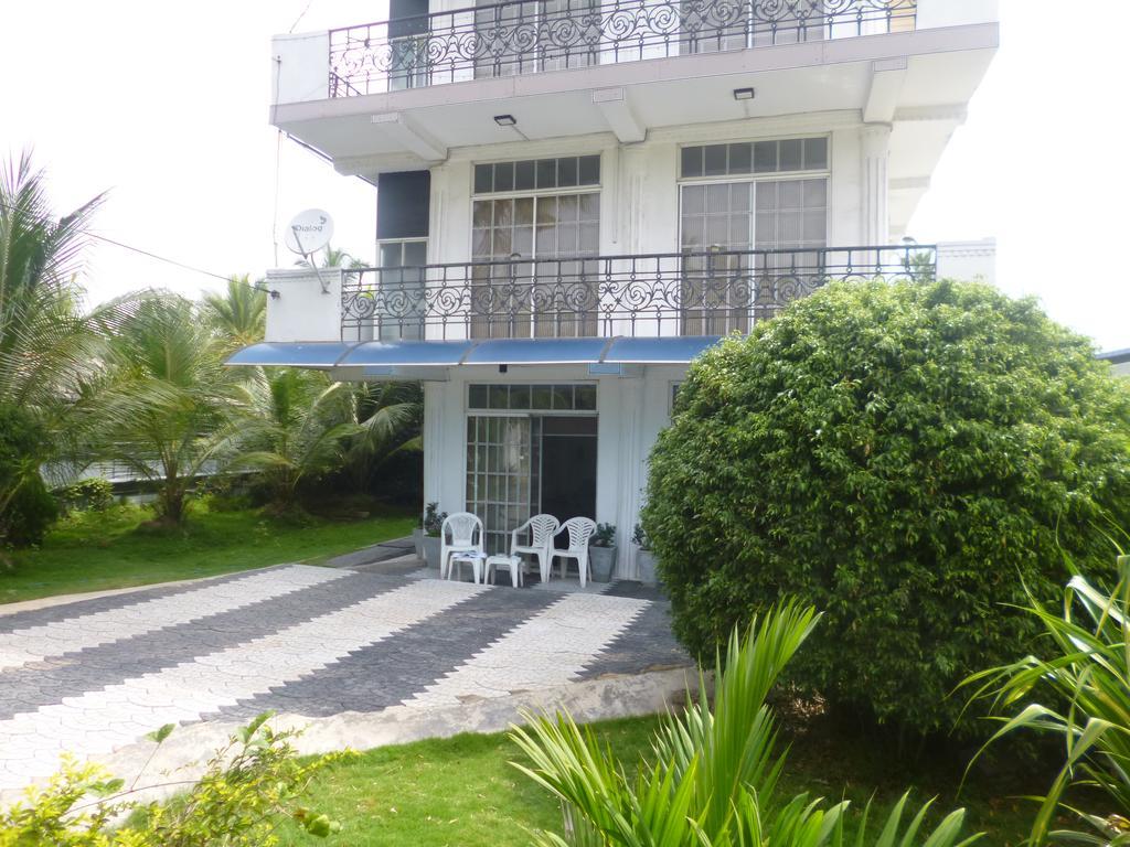 White House Apartment Wattala Exterior photo